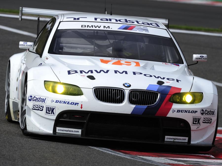  BMW M3 GT2 Race Car 2009 года  (фото 3 из 16)